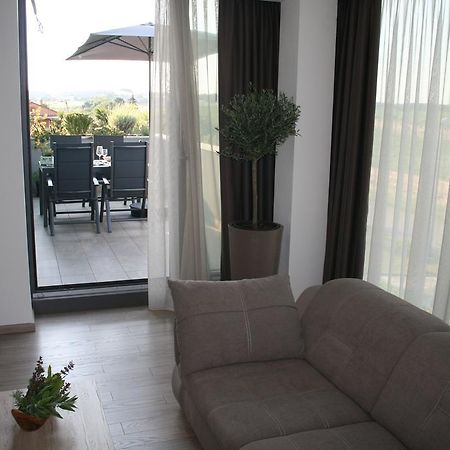 Olive Charm Apartment อูมัค ภายนอก รูปภาพ