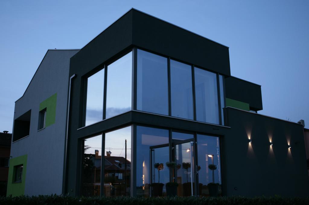 Olive Charm Apartment อูมัค ภายนอก รูปภาพ