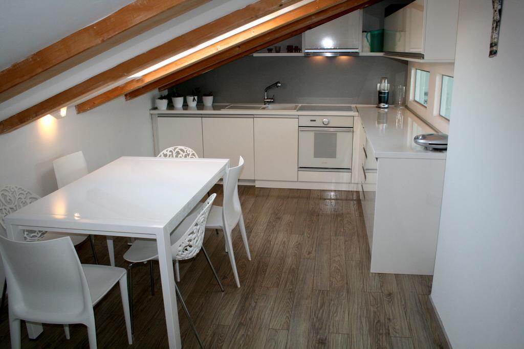 Olive Charm Apartment อูมัค ภายนอก รูปภาพ