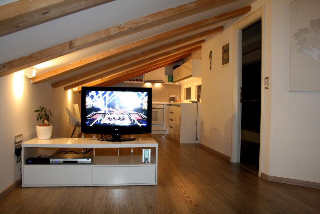 Olive Charm Apartment อูมัค ภายนอก รูปภาพ