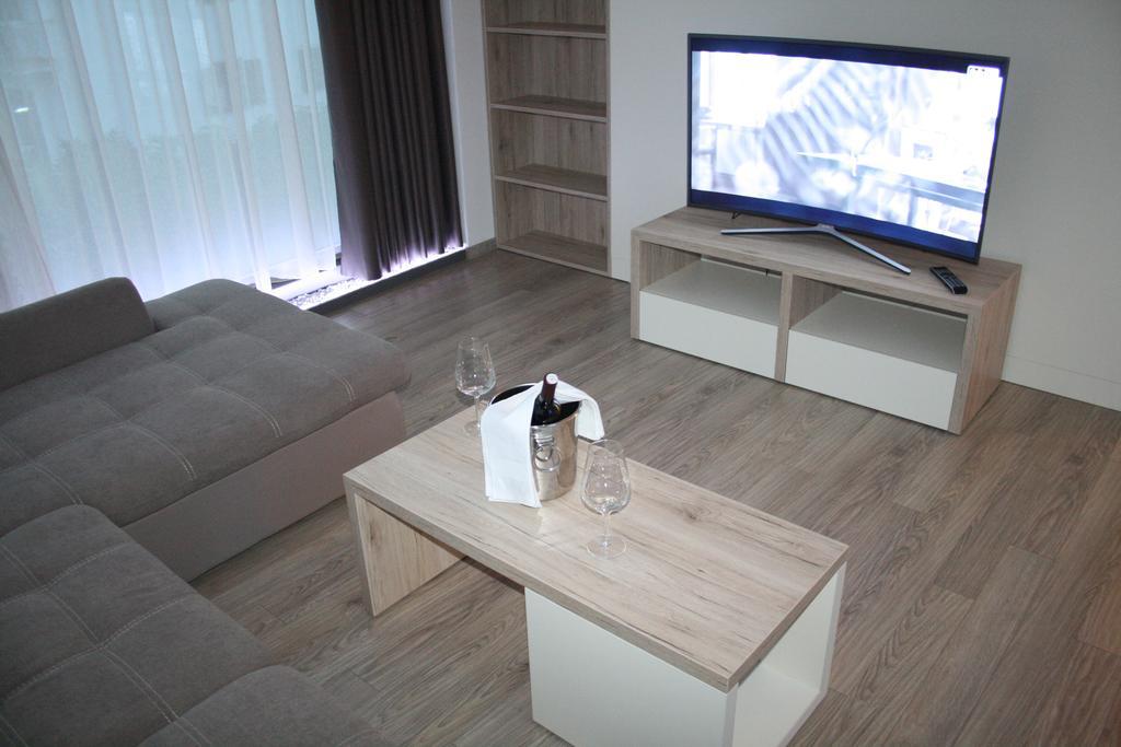 Olive Charm Apartment อูมัค ภายนอก รูปภาพ